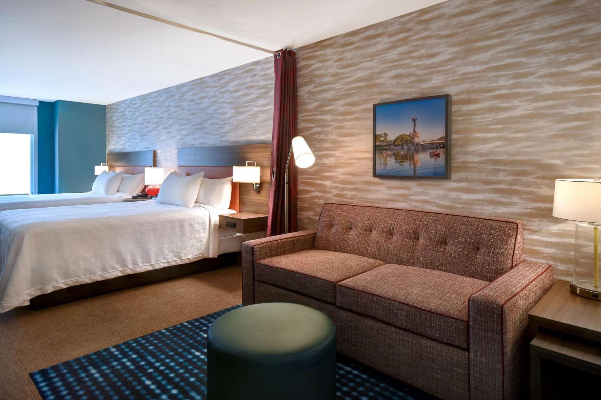 Hotel Home2 Downtown Delano, Ks 3*